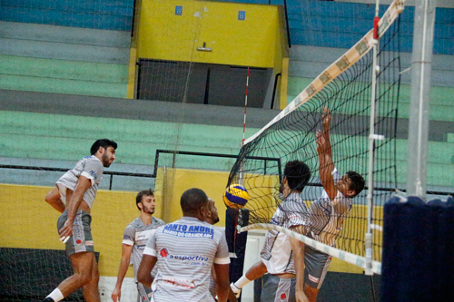 Equipe santista vence Praia Grande no Campeonato Paulista de Vôlei