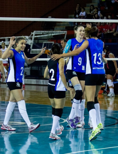 Jogadoras do time de vôlei do Pinheiros (Divulgação)