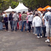 Público troca pneu de carro da Stock Car na Paulista e concorre a ingressos  - Esportividade - Guia de esporte de São Paulo e região