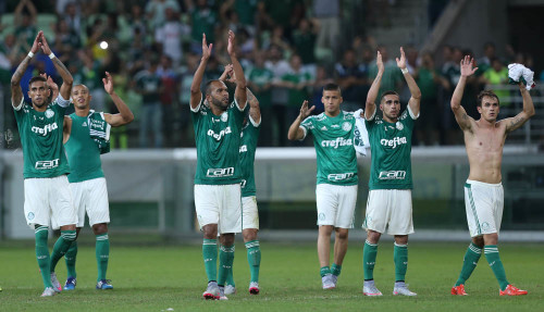 Jogadores do Palmeiras fazem agradecimento à torcida (Cesar Greco/Ag Palmeiras/Divulgação)