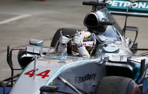 Lewis Hamilton, tricampeão de Fórmula 1 (Mercedes AMG Petronas)