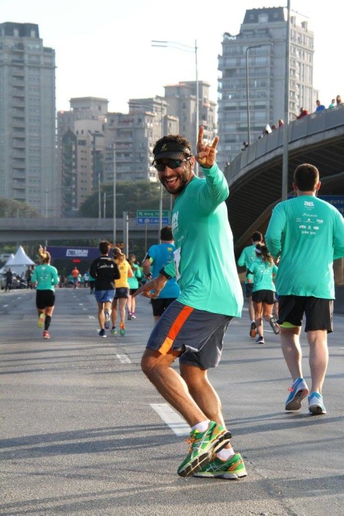 Atleta durante etapa do JK Iguatemi (T&F Run Series)