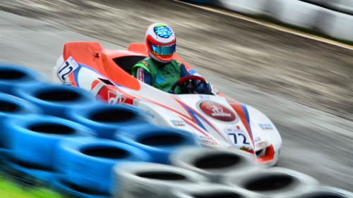 Rubens Barrichello pilota kart na Granja Viana (Miguel Costa Jr./RF1)