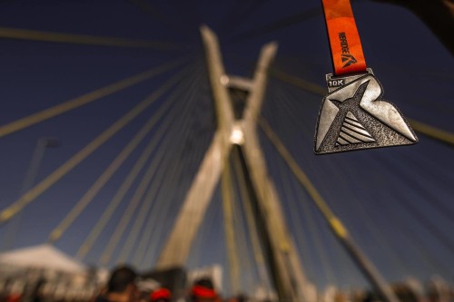 Medalha da Run the Bridge-2017 (Iguana Sports)