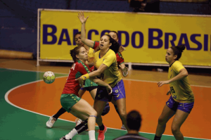 Brasil x Portugal - amistoso feminino de handebol ...