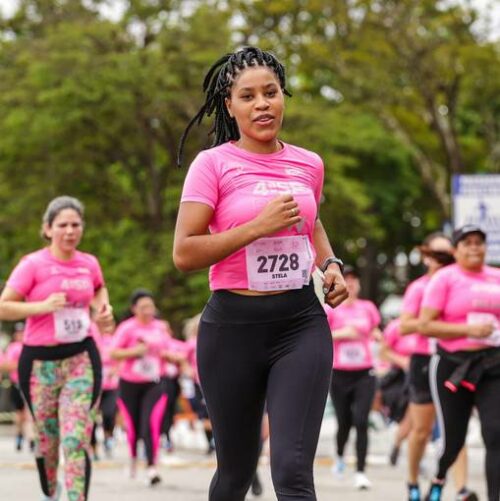 Você em ação na SP Pink Run de veja e baixe suas fotos de participante Esportividade