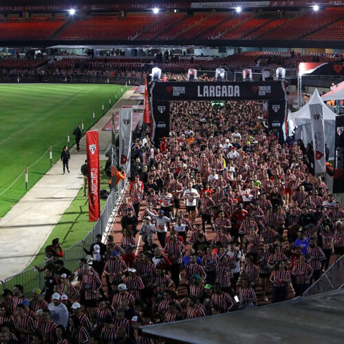 Tricolor Run noturna de 2023 estádio do Morumbi Esportividade